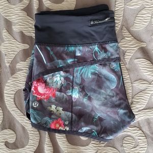 Lululemon Speed Shorts 2.5 size 4